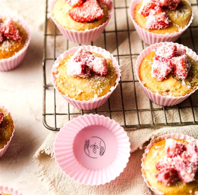Image of Strawberry and Coconut Cupcakes