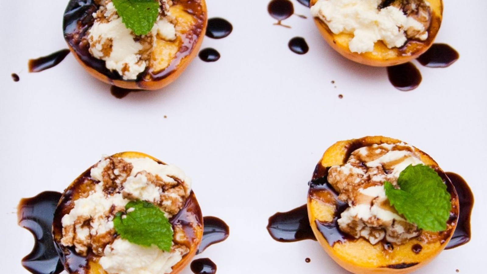 Image of Grilled Cinnamon Peaches