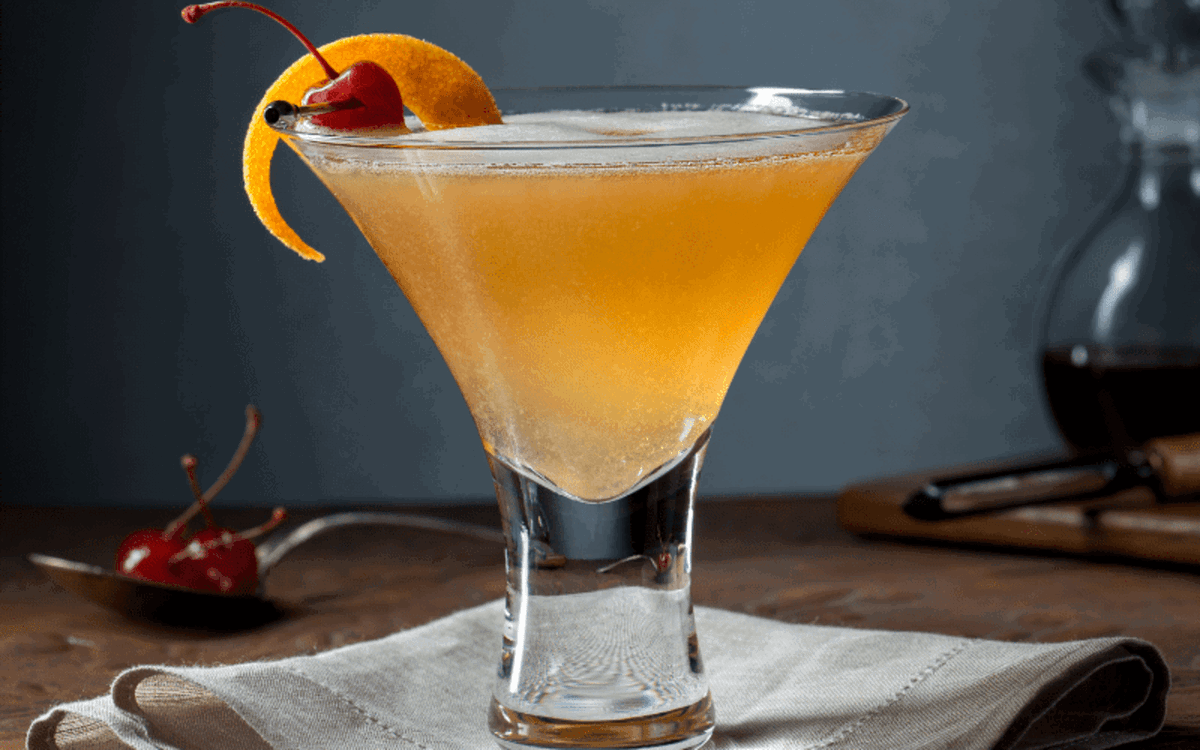 Peach Whiskey Sour 