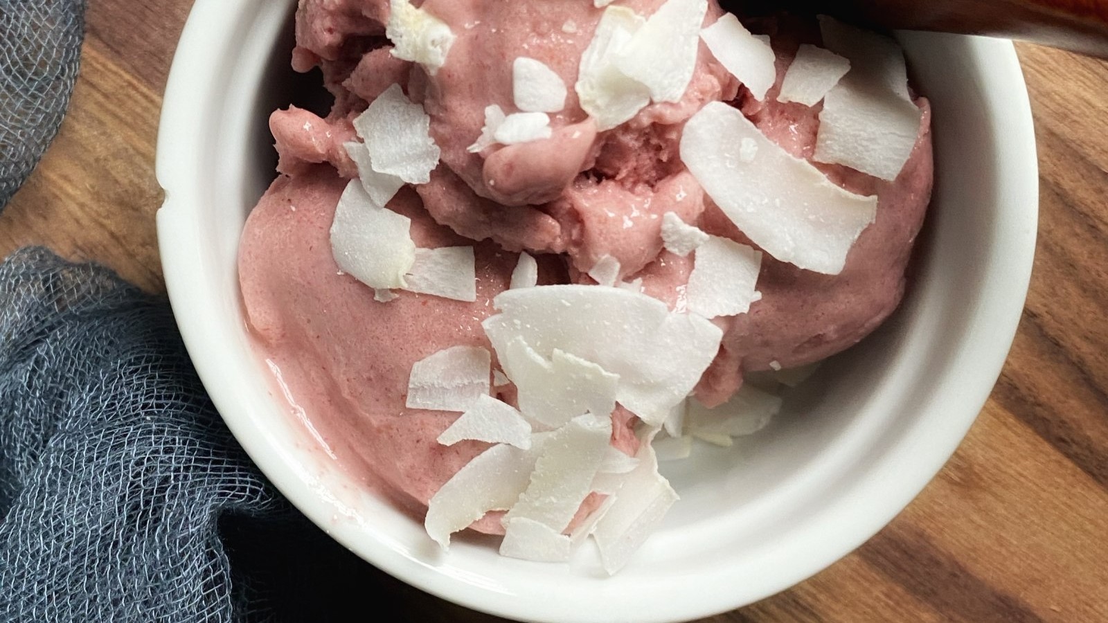 Image of Vegan Strawberry Ice Cream