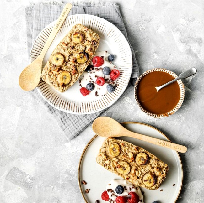 Image of Chocolate Filled Banana Baked Oats