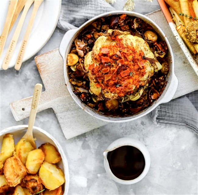 Image of Cauliflower Centrepiece