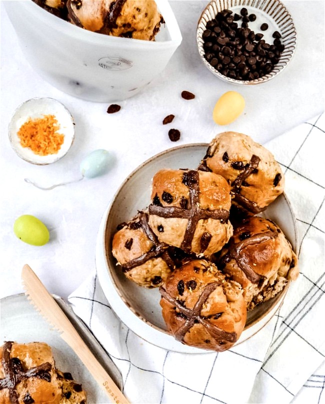 Image of Chocolate Orange Hot Cross Buns