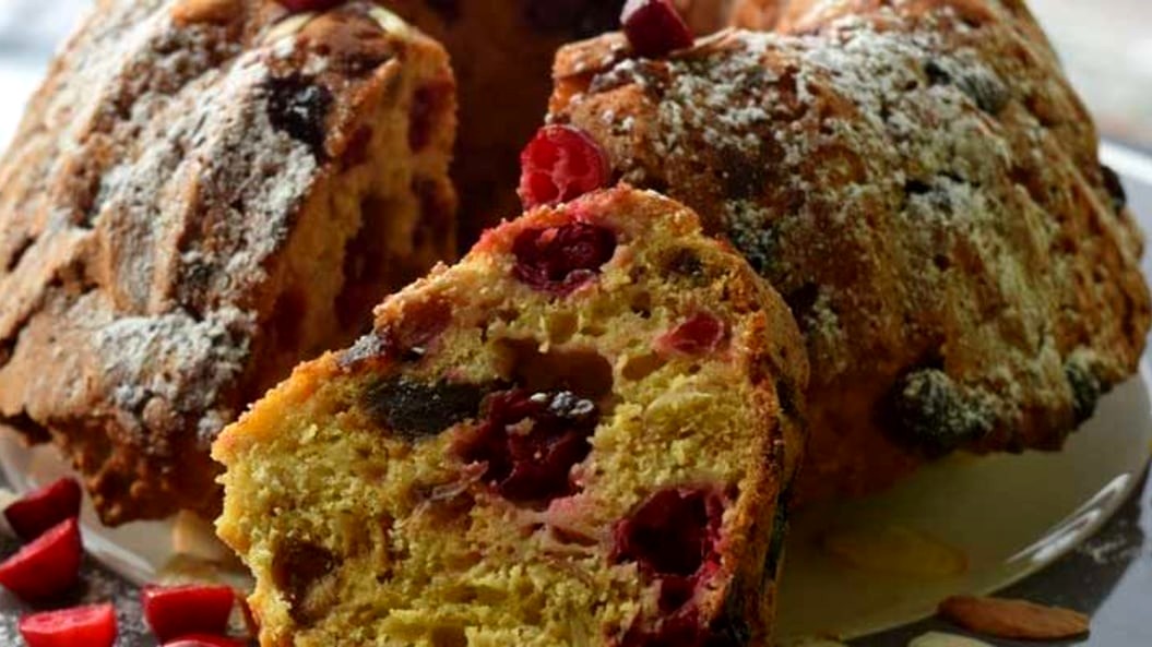 Image of Low-Sugar Cranberry Orange Date Bread