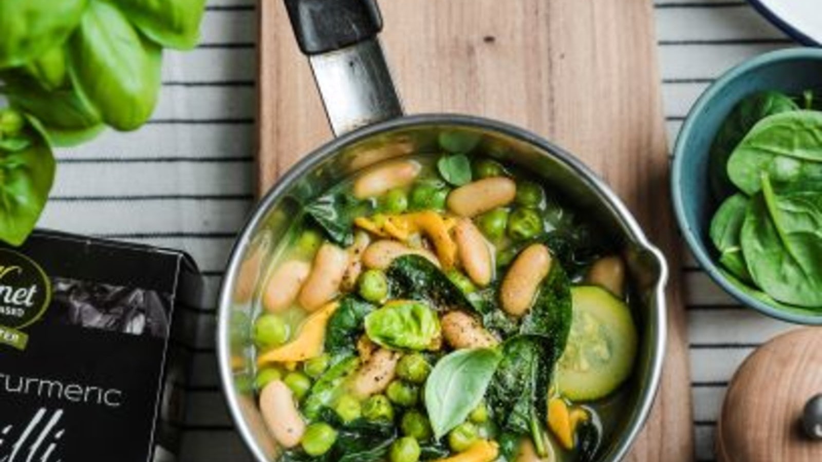 Image of Green minestrone with Chickpea Fusilli