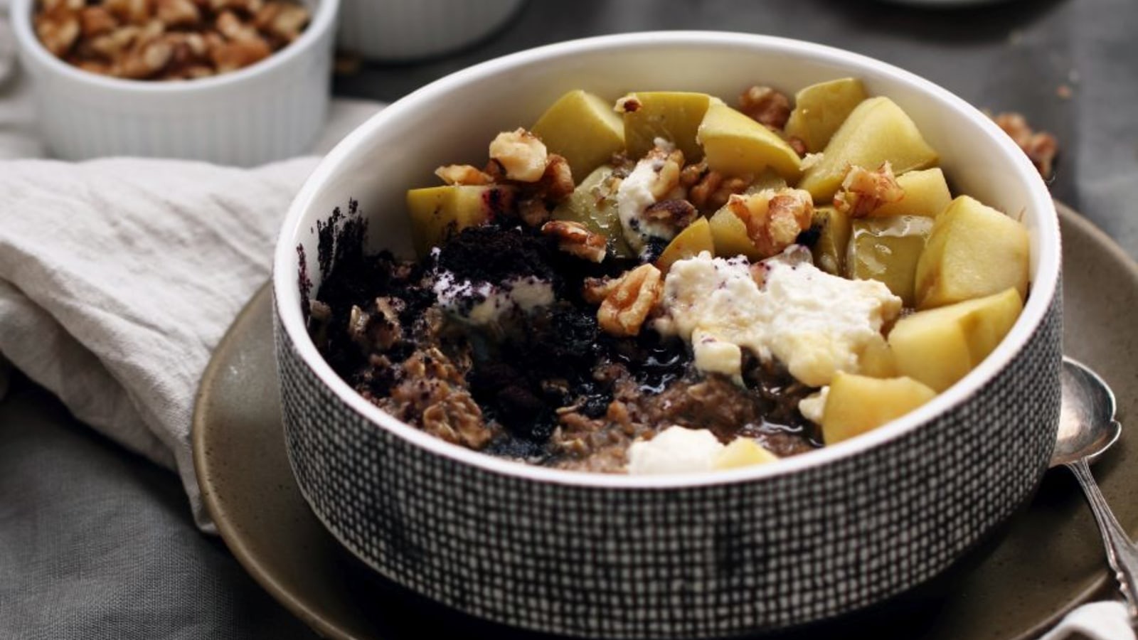 Image of Spiced Chai and Maqui Porridge