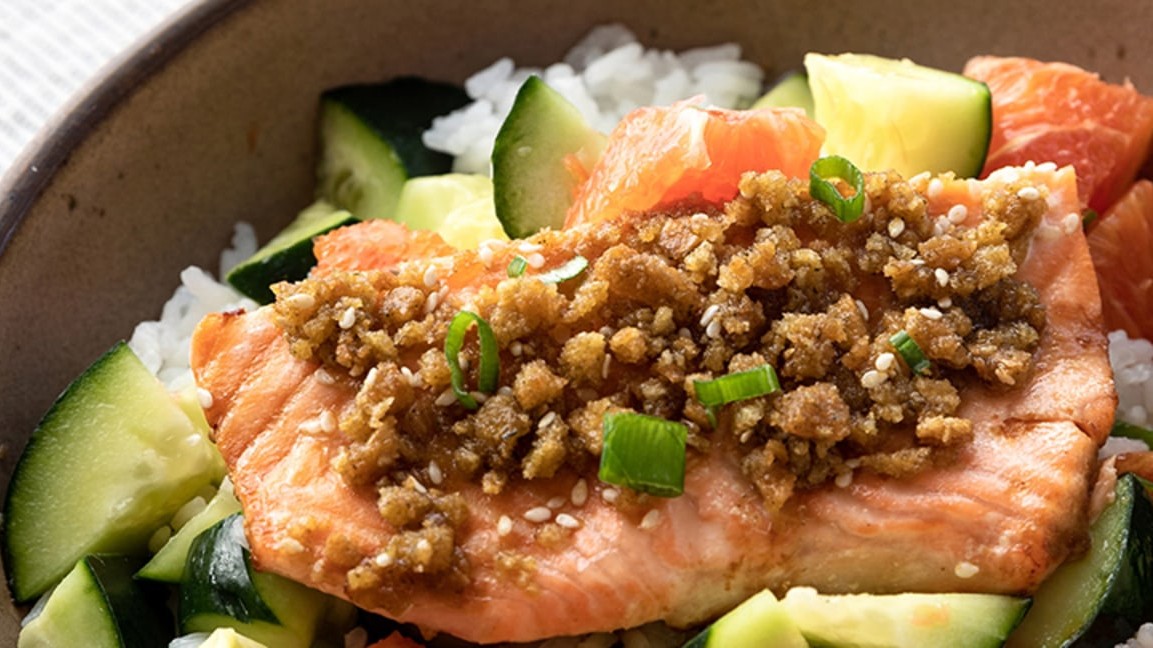 Image of Salmon Bowls with Cucumber & Orange