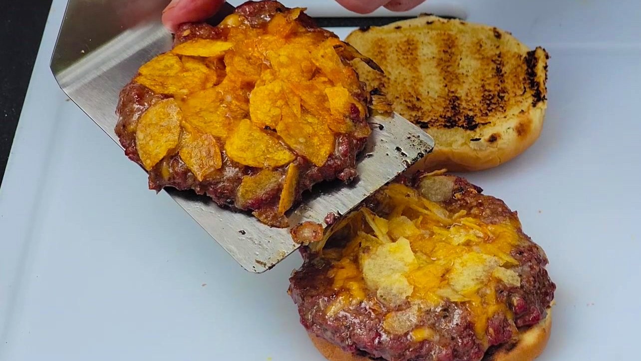 Image of DOUBLE CHIP CHEESE BURGERS
