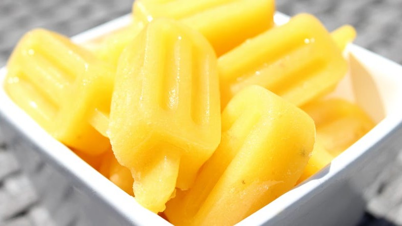 Image of Mango Banana Frozen Dog Treats