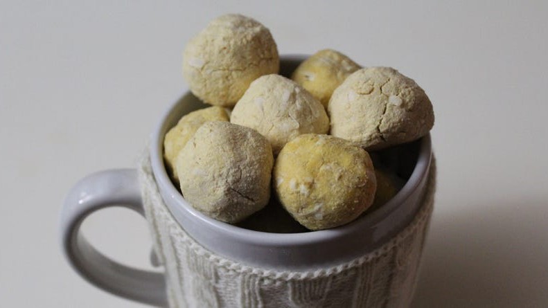 Image of Coconut Pumpkin Spice Balls