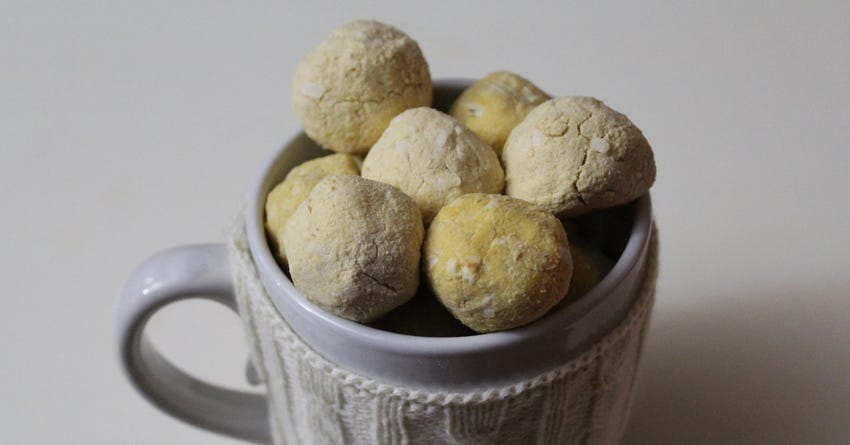 Coconut Pumpkin Spice Balls